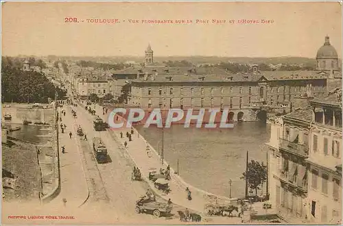 Cartes postales Toulouse Vue plongeante sur le Pont Neuf et l'Hotel Dieu