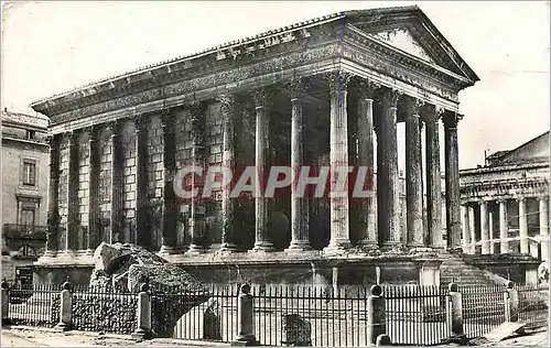 Cartes postales moderne Nimes Gard La Maison Carree