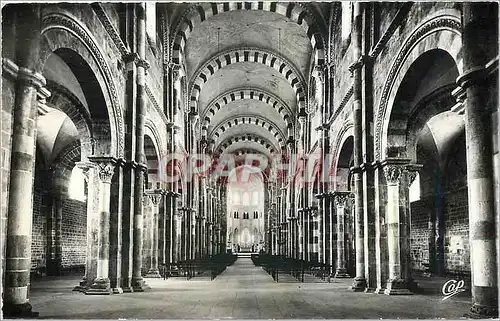 Cartes postales moderne Vezelay Basilique de la Madeleine La Nef
