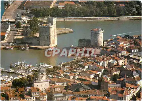 Cartes postales moderne La Rochelle Ville historique L'Entree du Port avec la Tour St Nicolas