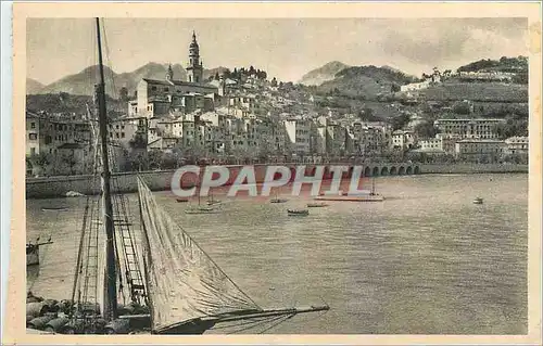 Cartes postales La Cote d'Azur Menton Alpes Maritimes La Vieille Ville Bateau