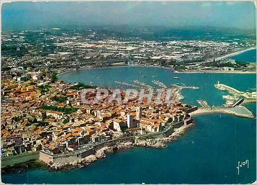 Cartes postales moderne Antibes ( A M) Vue generale sur la vieille ville