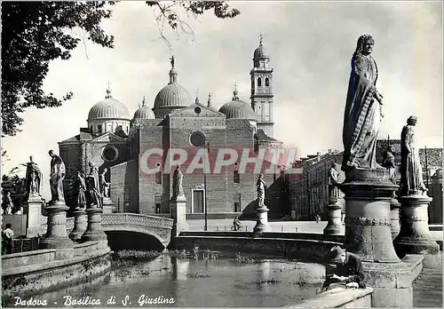 Cartes postales moderne Padova Basilica du Giustina