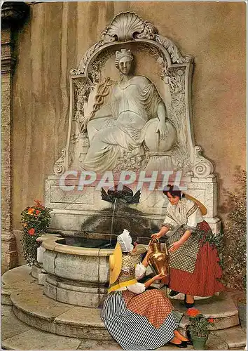 Moderne Karte Grasse La Fontaine de la Cour d'Honneur de la Mairie Juenes fille en costume local