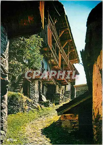 Cartes postales moderne En Tarentaise Montvalezan (Savoie) Pittoresque maisons d'un hameau de Tarentaise