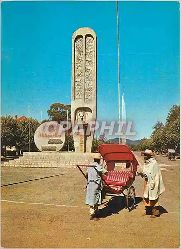Cartes postales moderne Madagascar Antsirabe Monument de l'Idependance
