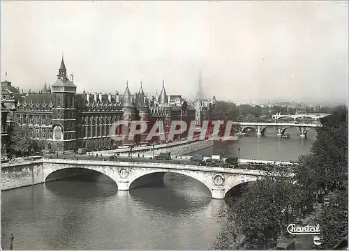 Cartes postales moderne Paris la Conciergeire et la Seine