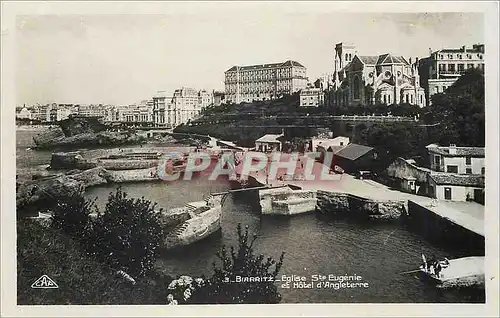 Cartes postales moderne Biarritz Eglise Ste Eugenie et Hotel d'Angleterre