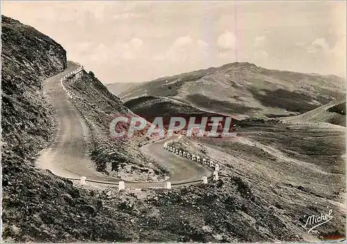 Cartes postales moderne Le Cantal Touristique le Puy Dary Le grand Tournant Cachet Refuge Du Puy Mary Maison Rodde