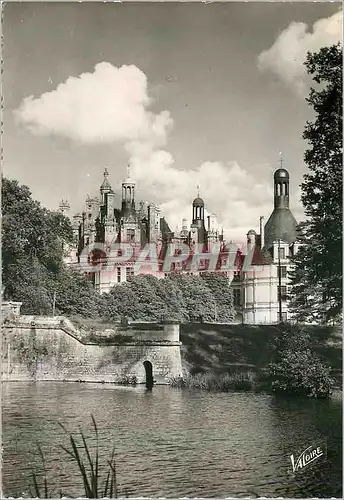 Cartes postales moderne Les Merveilles du Val de Loire Chambord (Loir et Cher) Vue prise du Cosson sur le chateau (XVIe