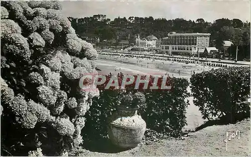 Moderne Karte Perros Guirec (V du N) Echoppee Fleurie sur la Plage de Trestraou