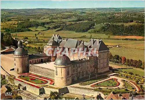 Cartes postales moderne Versailles du Perigords Hautefort vu du ciel (XVe et XVIIe s) vue d'ensemble la chapelle et faca