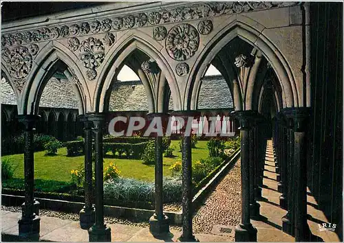 Cartes postales moderne Le Mont Saint Michel le cloitre detail des colonnades