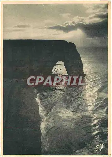 Cartes postales moderne Etretat (Seine Inf) Coucher de soleil sur la Manneporte