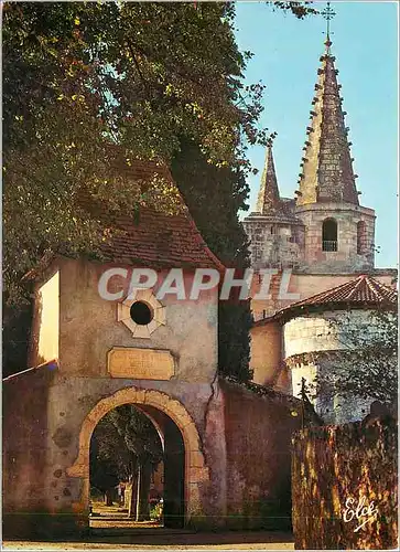 Cartes postales moderne La Lande Une vielles eglsie Fortifiee dans les Landes