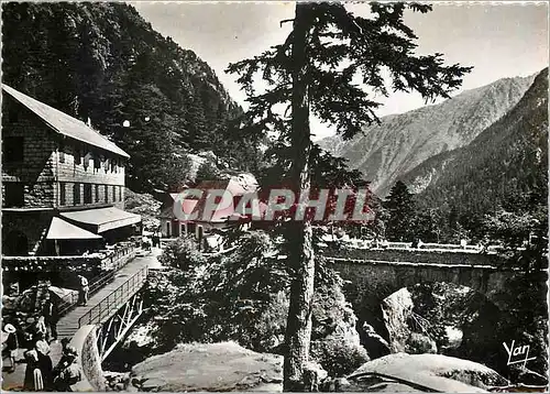 Cartes postales moderne Cauterets ( H P) Le Pont d'Espagne et l'Hotellerie