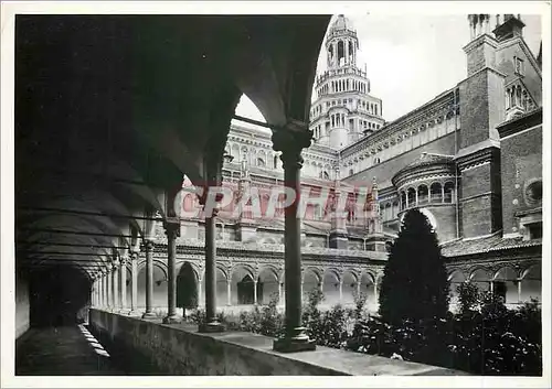 Cartes postales moderne Certosa Di Pavia vue du petit Cloitre