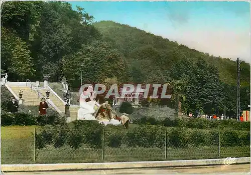 Cartes postales moderne Bagnere de Bigorre Rond Point des Thermes