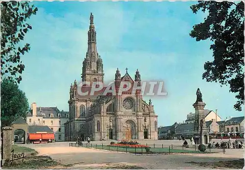 Cartes postales moderne La Bretagne Ste Anne d'Auray (Morbihan) La Basilique et la Fontaine