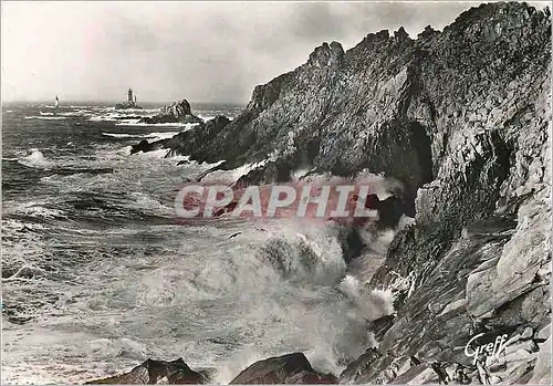 Cartes postales moderne Bretagne Pointe du Raz (Finistere) et le Phare de la Vieille