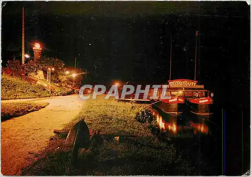 Cartes postales moderne Sur la Loire au coeur des Vignobles de Sancerre une salle Panoramique Flottante une cuisine Rene