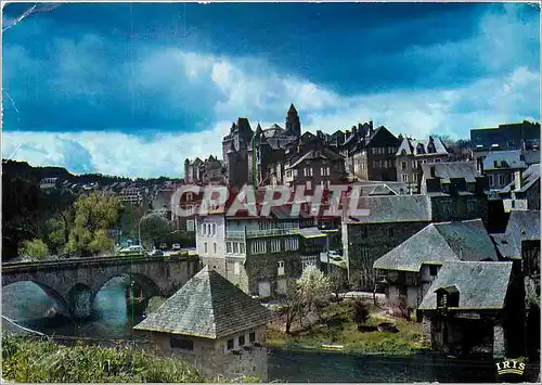 Cartes postales moderne Uzerche (Correze) La Perle du Limousin vue generale de la cite batie sur un promontoire dominatn