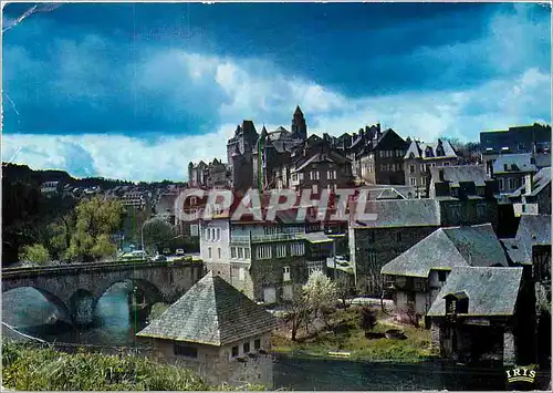 Moderne Karte Uzerche (Correze) La Perle du Limousin vue generale de la cite batie sur un promontoire dominatn