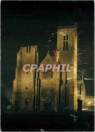 Cartes postales moderne Dol de Bretagne (Ille et Vilaine) La Cathedrale illiminee soir du 14 juillet