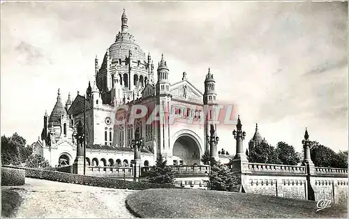 Cartes postales moderne Lisieux Vue vers la Basilique