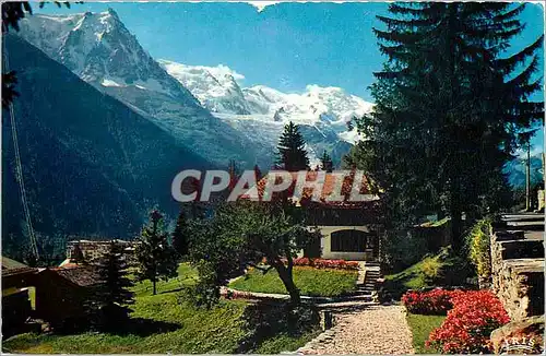 Cartes postales moderne Chamonix Mont Blanc Le Mont Blanc (4807 m) et l'Aiguille du Midi (3842 m)