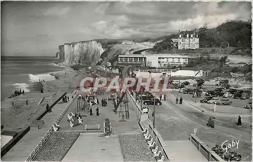 Cartes postales moderne Veules les Roses (S Mme) La Plage et le Casion a gauche l'Esplanade et les Jeux