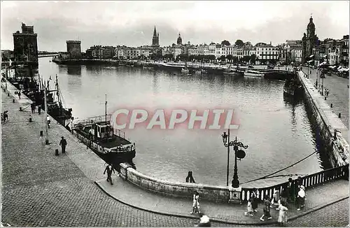 Moderne Karte La Rochelle (Ch Mmes) Vue du Port Bateau de peche