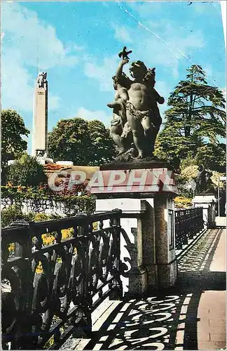 Cartes postales moderne Chambery (Savoie) Pont des Amours