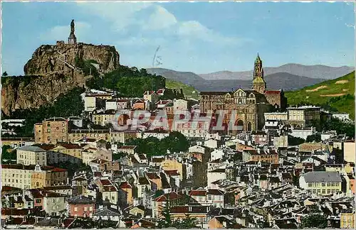 Cartes postales moderne Le Puy Vue generale sur la Cathedrale et le rocher de la vierge