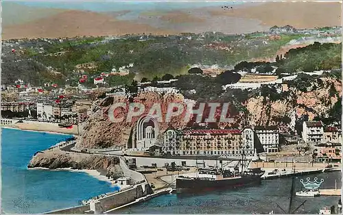 Cartes postales moderne Nice Un quai du Port et le Monument aux Morts