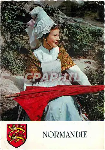 Cartes postales moderne Basse Normande Jeune Paysanne en Costume de fete coifee du bonnet fond de Pont de l'Arche Lion F