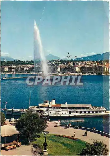 Cartes postales moderne Geneve La Rade le jet d'eau (130 m) et le Mont Blanc (4810 m) Bateau