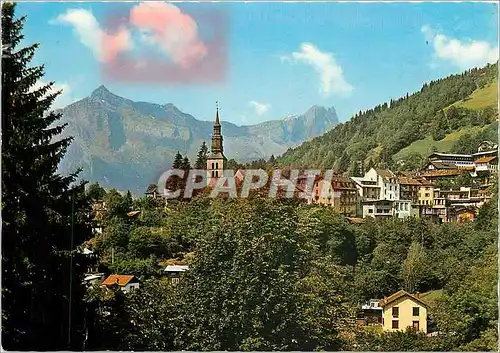 Cartes postales moderne Saint Gervais L'Eglise et les Aiguilles de Varens (2639 m)