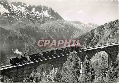 Cartes postales moderne Chamonix Mont Blanc (Hte Savoie) Chemin de fer du Montenvers et les Aiguilles rouges Train