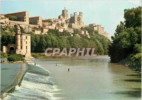 Cartes postales moderne Beziers (Herault) Vue panoramique sur la Cathedrale St Nazaire dominant l'Orb