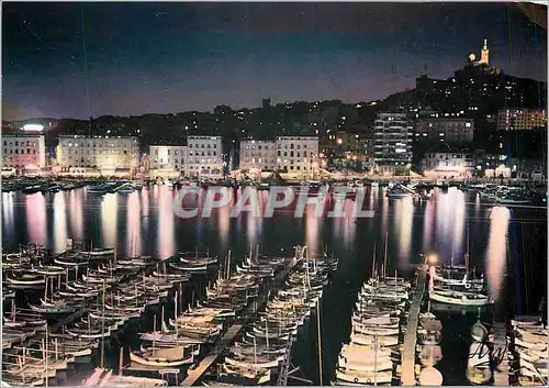 Cartes postales moderne Marseille la nuit le vieux Port N D de la Garde