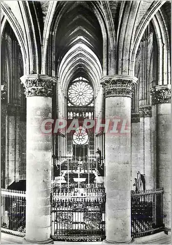 Cartes postales moderne Reims (Marne) La Cathedrale N D (XIIIe s) La Nef vue du Choeur