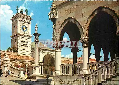 Cartes postales moderne Udine Place de la Liberte et Tour de l'Horloge