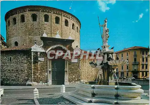 Cartes postales moderne Duomo Vecchio (XIsee) Fontana Monumentale du Brescia Gueniera (A Callegari 1754)