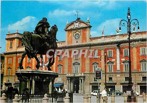 Cartes postales moderne Piacenza Place Cavalli et Monument a Farnese