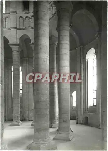 Cartes postales moderne Abbaye de Fontevrault (M L) Eglsie abbatiale (XIIe s) Le Deambulatoire