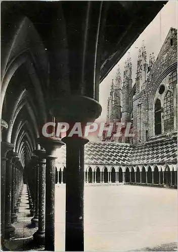 Cartes postales moderne Abbaye de Mont St Michele (Manche) Le cloitre et l'Eglise Abbatiale