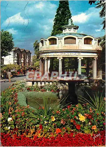 Cartes postales moderne Couleurs et Lumiere de France Royat Thermal (Puy de Dome) Le Cntre Thermal et le Pavillon de la