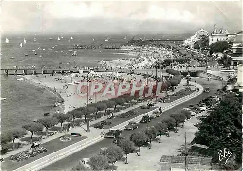 Cartes postales moderne Arcachon (Gironde) Le Boulevard promenade la Plage et les 3 Jetees