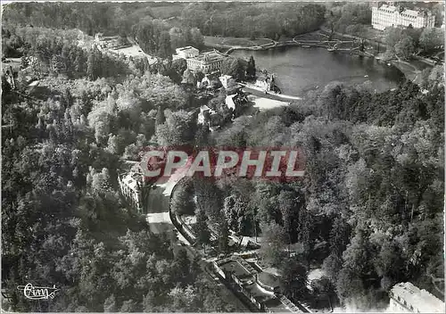 Moderne Karte Bagnoles de l'Orne) Vue aerienne Route de l'Etablissement thermal et le Lac